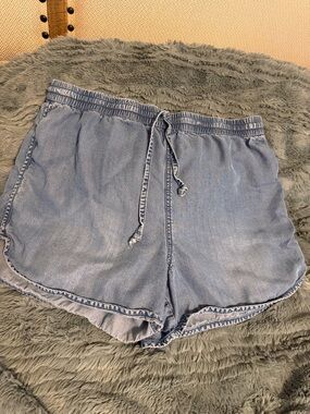 Juicy Couture Light Blue Denim-Chambray Style Drawstring Shorts